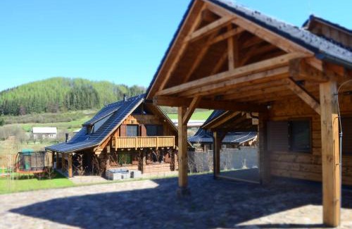 Cicmany Casa | Cabin House Čičmany- Relaxačné zariadenie s ubytovaním