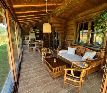 Cicmany Casa | Cabin House Čičmany- Relaxačné zariadenie s ubytovaním