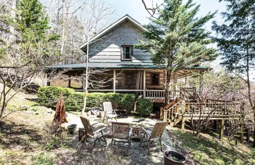 Lancaster Cabina | Cabin in The Cove II, Center Hill Lake, TN.