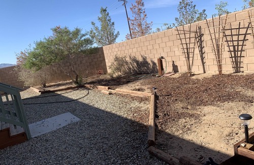 Ridgecrest Cabina | Cabin in the Desert