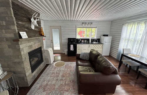 Manitou Beach Casa | Cabin in the Pines