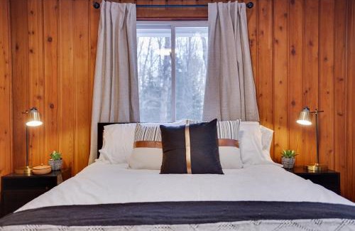 Locust Lake Village Casa | Cabin in the Woods