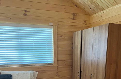 Marion Cabina | Cabin located in a resort