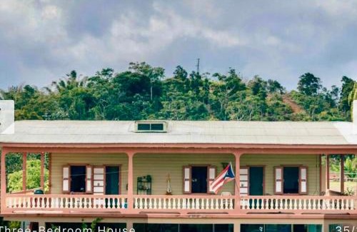 San Patricio Casa | Cabin mountain view near Ponce slepts 8