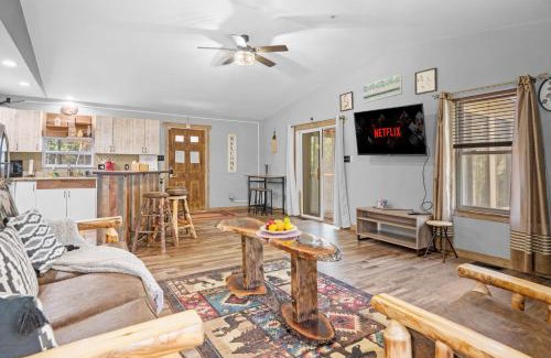 Briar Crest Woods Casa | Cabin Oasis - Nestled in the Woods Seclusion