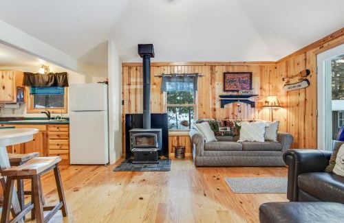Three Lakes Casa | Cabin on the Loop - Full Property
