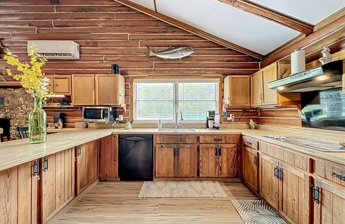High Springs Casa | Cabin Retreat on 8.5 Acres – High Springs, FL