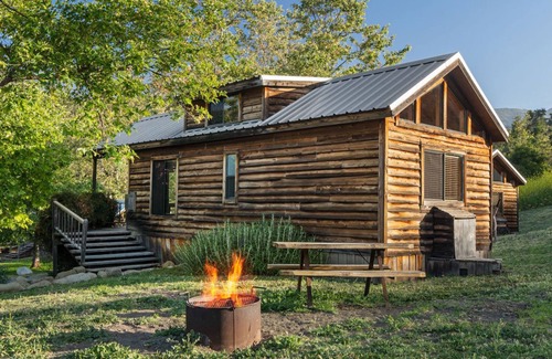 Goleta Cabina | Cabin | Soak Tub + Fireplace | No Hidden Fees