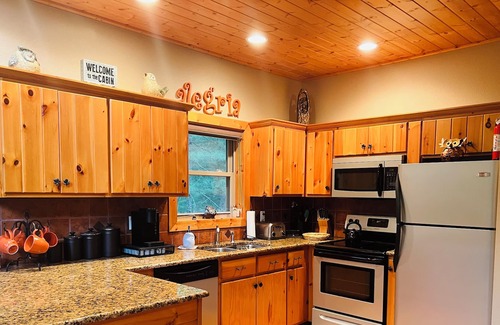 Sparta Cabina | Cabin - Sparta, NC at Bear Creek - "Alegria"
