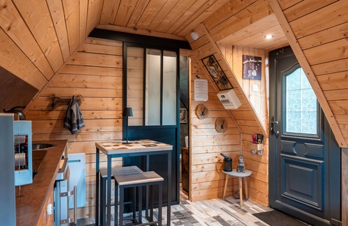 Granges-Aumontzey Cabina | Cabin 'The Squirrel' with Private Terrace
