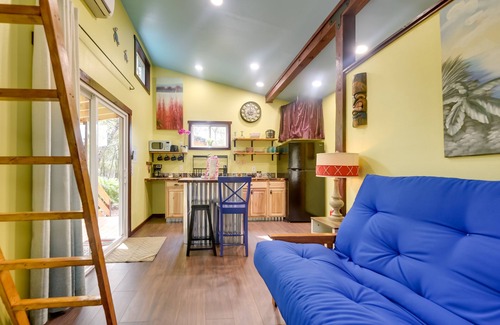 Supply Cabina | Cabin w/ Deck & Fire Pit: 2 Mi to Holden Beach!