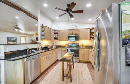Westcliffe Cabina | Cabin w/ Hot Tub, Deck & Mtn Views in Westcliffe!