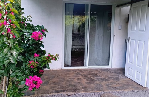 Coatepeque Cabina | Cabin with beautiful view of Coatepeque Lake, Santa Ana to relax, AC, hot water+