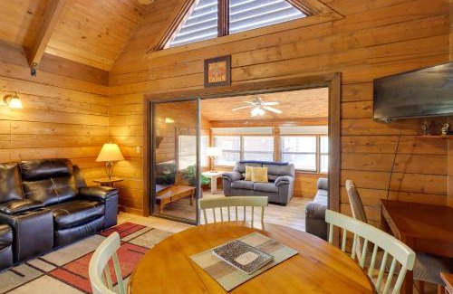 Okeechobee Casa | Cabin with Boat Launch and Pool Access in Okeechobee