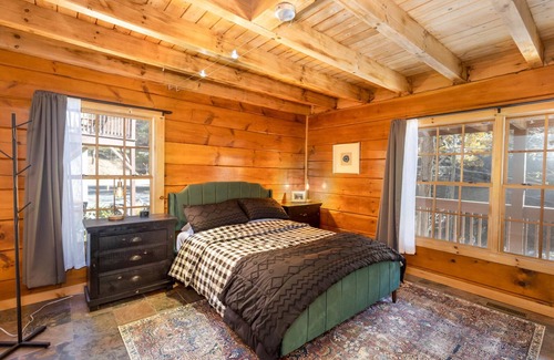 Boone Cabina | Cabin with Guest House in Blowing Rock, NC