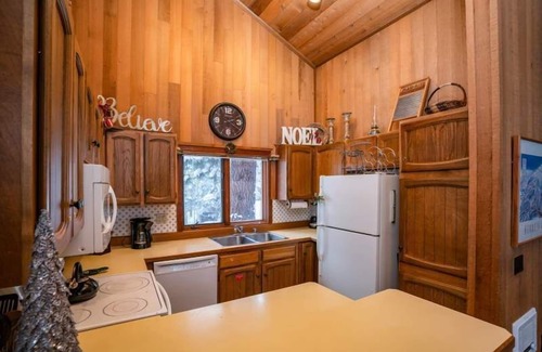 Mammoth Lakes Cabina | Mountain Feel 2 habitaciones y 2 baños cerca de Eagle Lifts