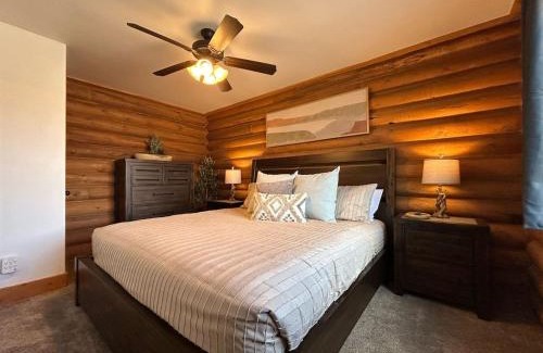 Alton Casa | Cabin with Views Near Zion and Bryce
