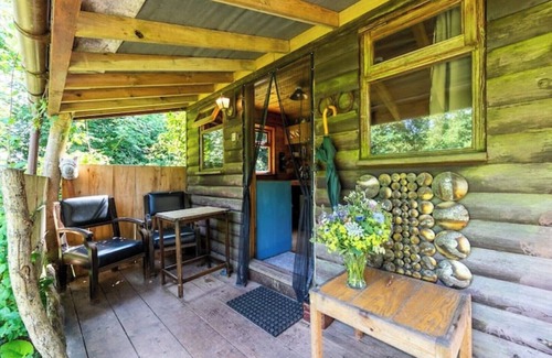 Hewelsfield Cabina | Cabin, Wye Valley, Forest of Dean, Tintern