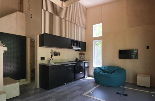 Eastman Casa | Cabin Zoobox 73