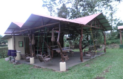 Bijagua Hotel | Cabinas Vista Miravalles