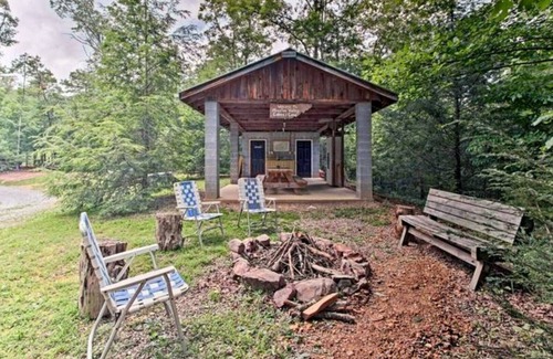 Del Rio Cabina | Cabins at Brush Creek Mtn-Bear Den
