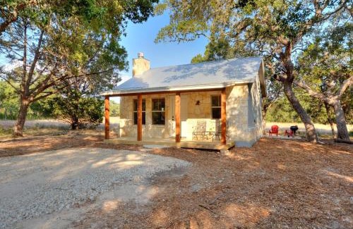Wimberley Casa | Cabins at Flite Acres - Texas Sage