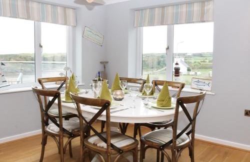 Cemaes Bay Casa | Cable House