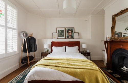 Trevallyn Casa | Cable's Landing, stunning heritage home near the Cataract Gorge and CBD