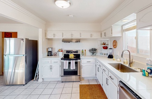 Twentynine Palms Casa | Cacti Sanctuary with private hot tub & firepit near Joshua Tree