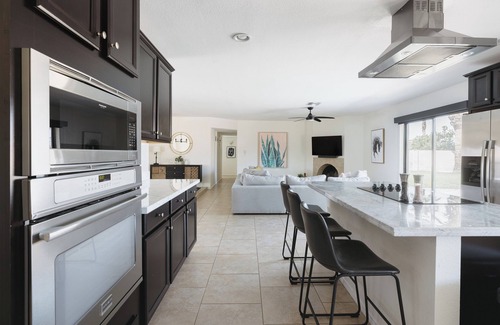 Raskin Estates Casa | Cactus Breeze by Luxekey | 4BD Mins to Mayo Clinic & Scottsdale Quarter w/Pool