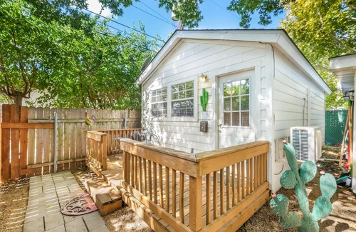 North San Antonio - SAT Cabaña | CACTUS COTTAGE con estacionamiento privado