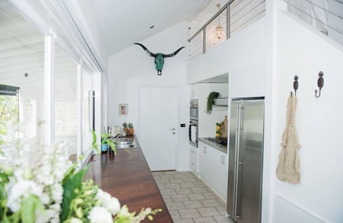 St. Lucia Casa | Cactus Rose Villa - Private Stay in Byron