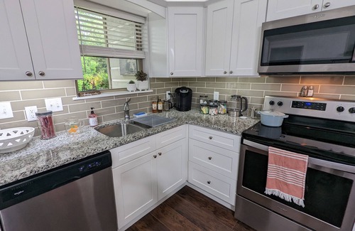 Townsend Condominio | Cades Cove Peaceful Side Smoky Mountains Hip Vintage Condo Community Pool