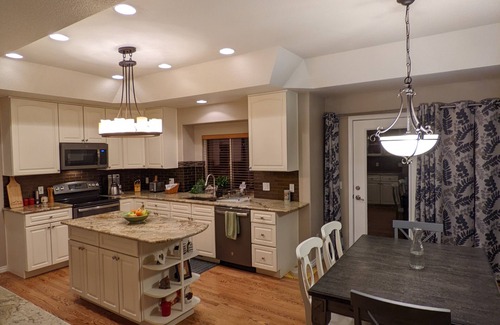 Northgate Casa | Cadet House- full house only 5 minutes from AFA!