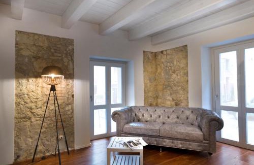 Marina District Casa | Cagliari Marina Harbour Guest house & Lounge