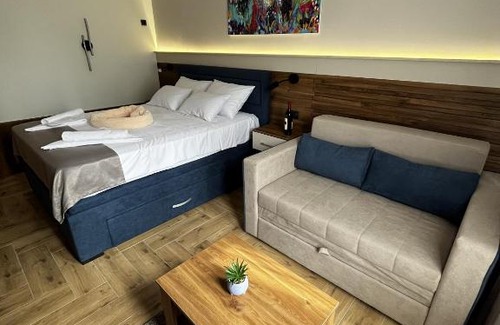 Cuprija Cama Y Desayuno | ĆAKA Luxury Rooms & Restaurant