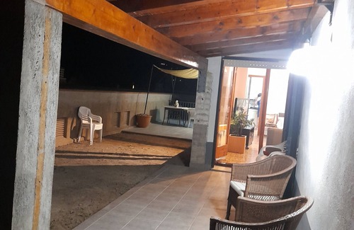 Solsona Casa | Cal Alfonsy Casa con dos terrazas ( apta para mascotas)