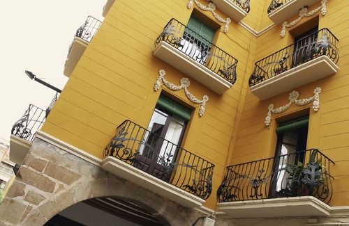 Balaguer Casa | Cal Comabella - casa modernista en el centro histórico de Balaguer