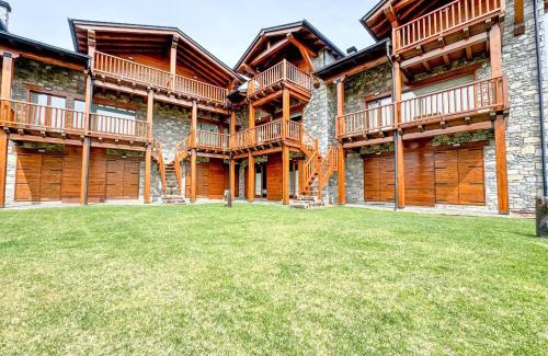 Llivia Chalet De Esquí | Cal Fontcitrana, casa de montaña