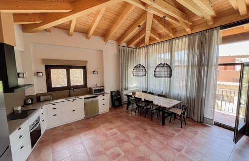 Vilanova de Meia Casa | Cal Gabarró - Casa para 12 personas con piscina, WiFi, AC y BBQ