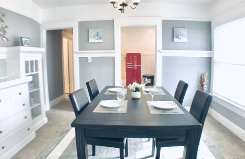 Oleander - Sunset Apartamento | CAL King Bed/Sleeps 4/Furnished Private APT/In-Unit Washer Dryer/Smart 55" HDTV