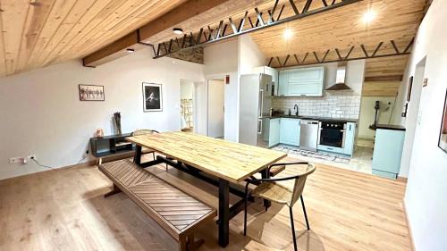 Err Apartamento | CAL QUEROL ErR - max 13 pax