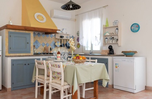 Orosei Apartamento | CALA LIBEROTTO SA PRAMA NICE APARTMENT WITH GARDEN 200 MT FROM THE SEA