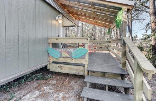 Sunset Beach Apartamento | Calabash Studio Cabin, 4 Mi to Sunset Beach!