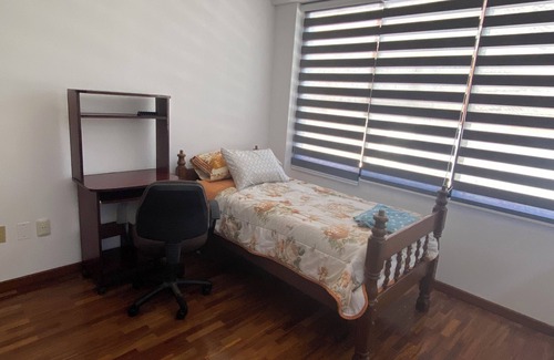 Macrodistrito Sur Apartamento | Calacoto centro, full muebles y equipo con WiFi y TV cable gratis en La Paz