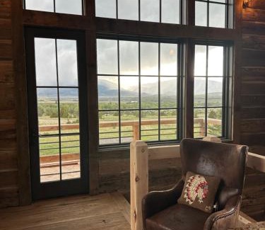 Livingston Casa | Calamity Ridge