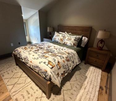 Livingston Casa | Calamity Ridge