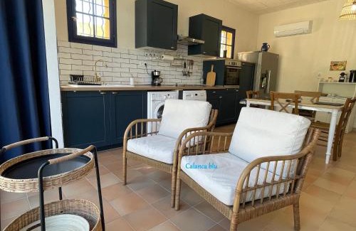 Cuges-les-Pins Apartamento | Calanca blu : grand appartement