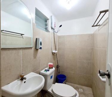 Calapan Casa | Calapan City Cheapest House Transient Guest Rental L39