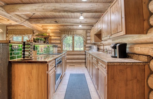 Darby Cabina | Calaway Lodge --fishing, hunting, summer sports, winter sports, national forest